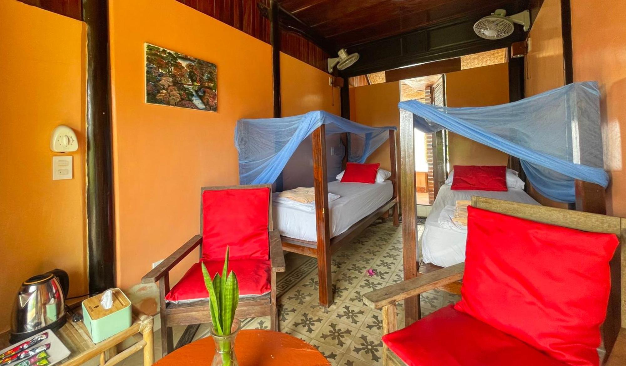 Villa Louise Hue Beach Boutique Hotel Стая снимка