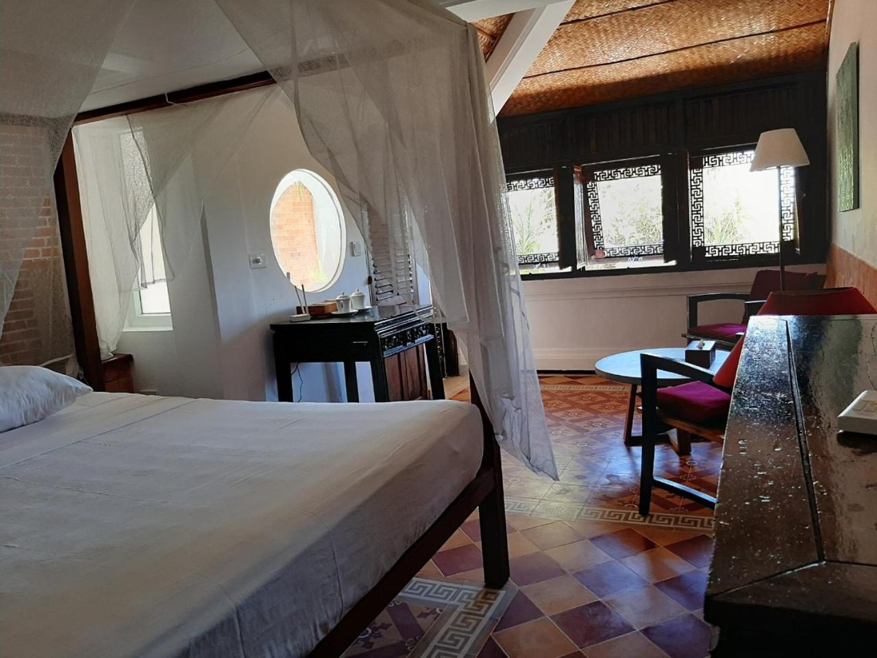 Villa Louise Hue Beach Boutique Hotel Стая снимка