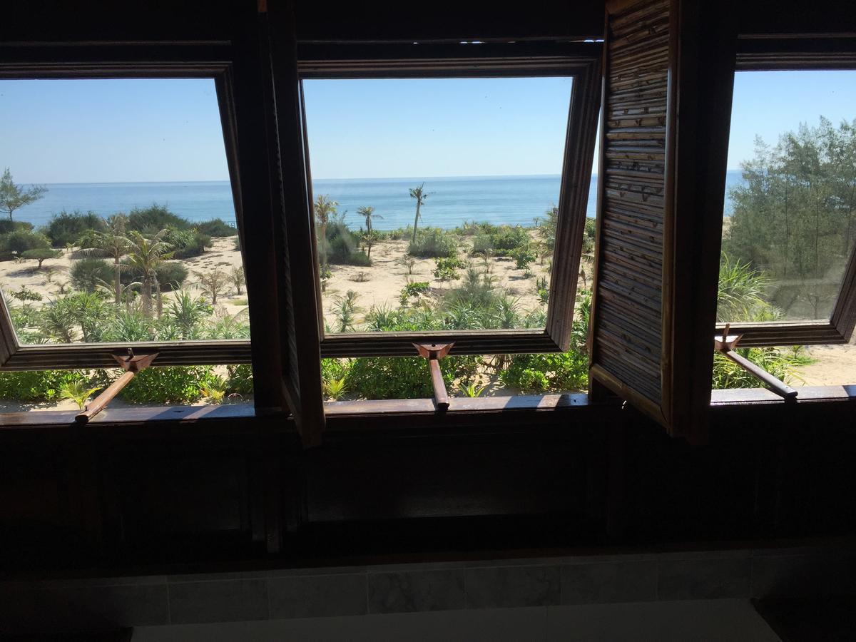 Villa Louise Hue Beach Boutique Hotel Екстериор снимка