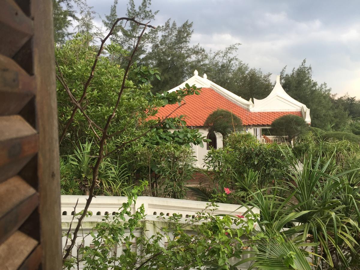 Villa Louise Hue Beach Boutique Hotel Екстериор снимка